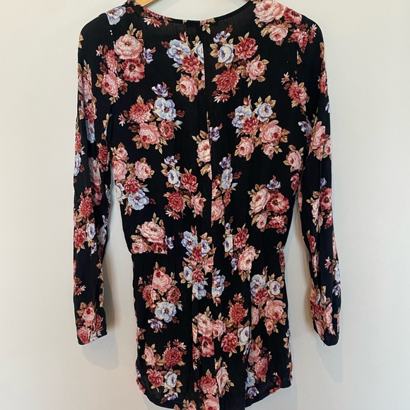 Forever 21 floral print romper - Picture 3 of 5